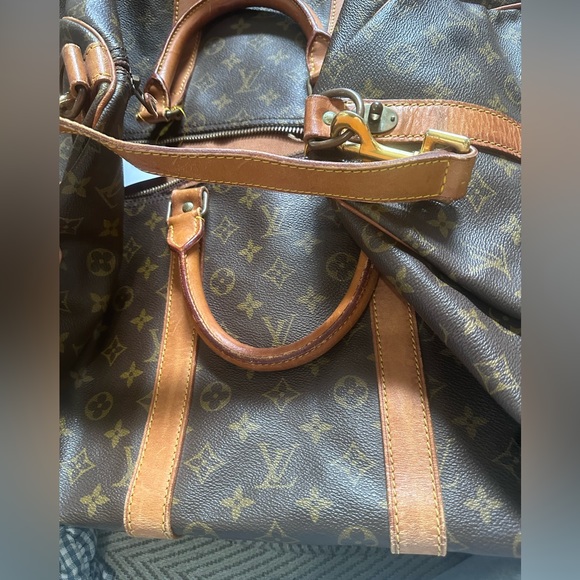 Louis Vuitton Bandolier 55 Authentic - Picture 7 of 16